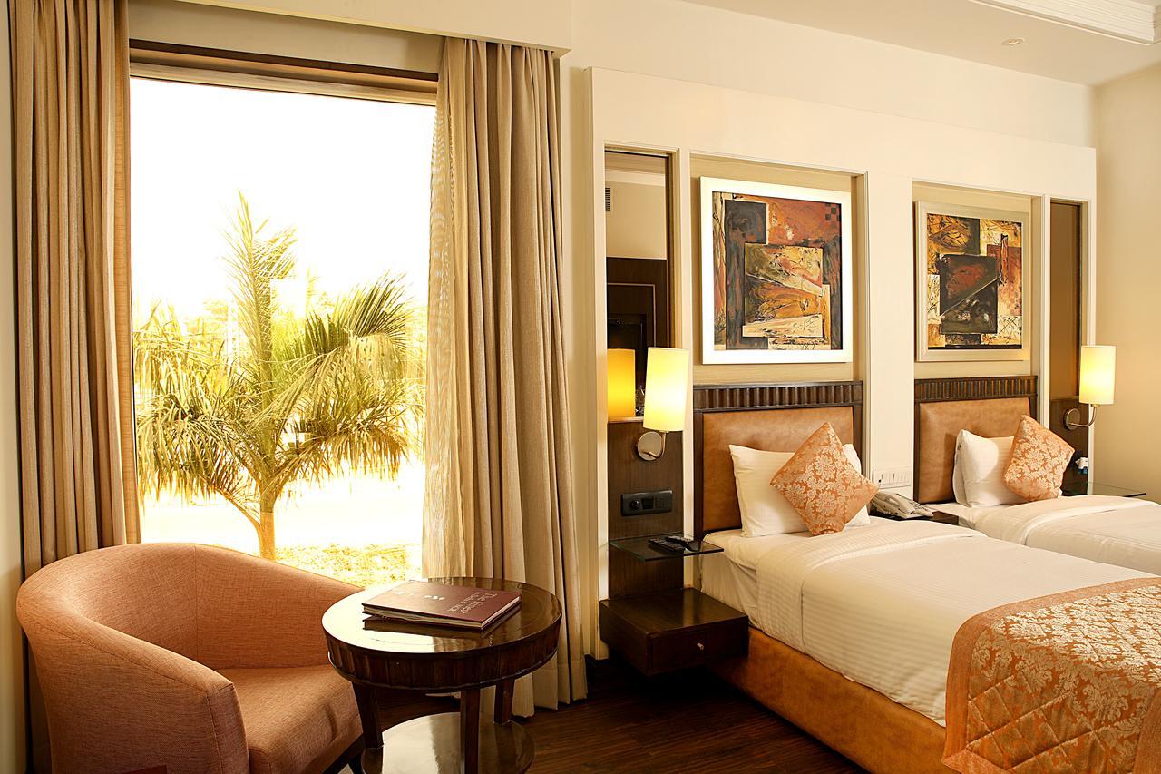 Inde Hotel Signature Tower غورغاون المظهر الخارجي الصورة
