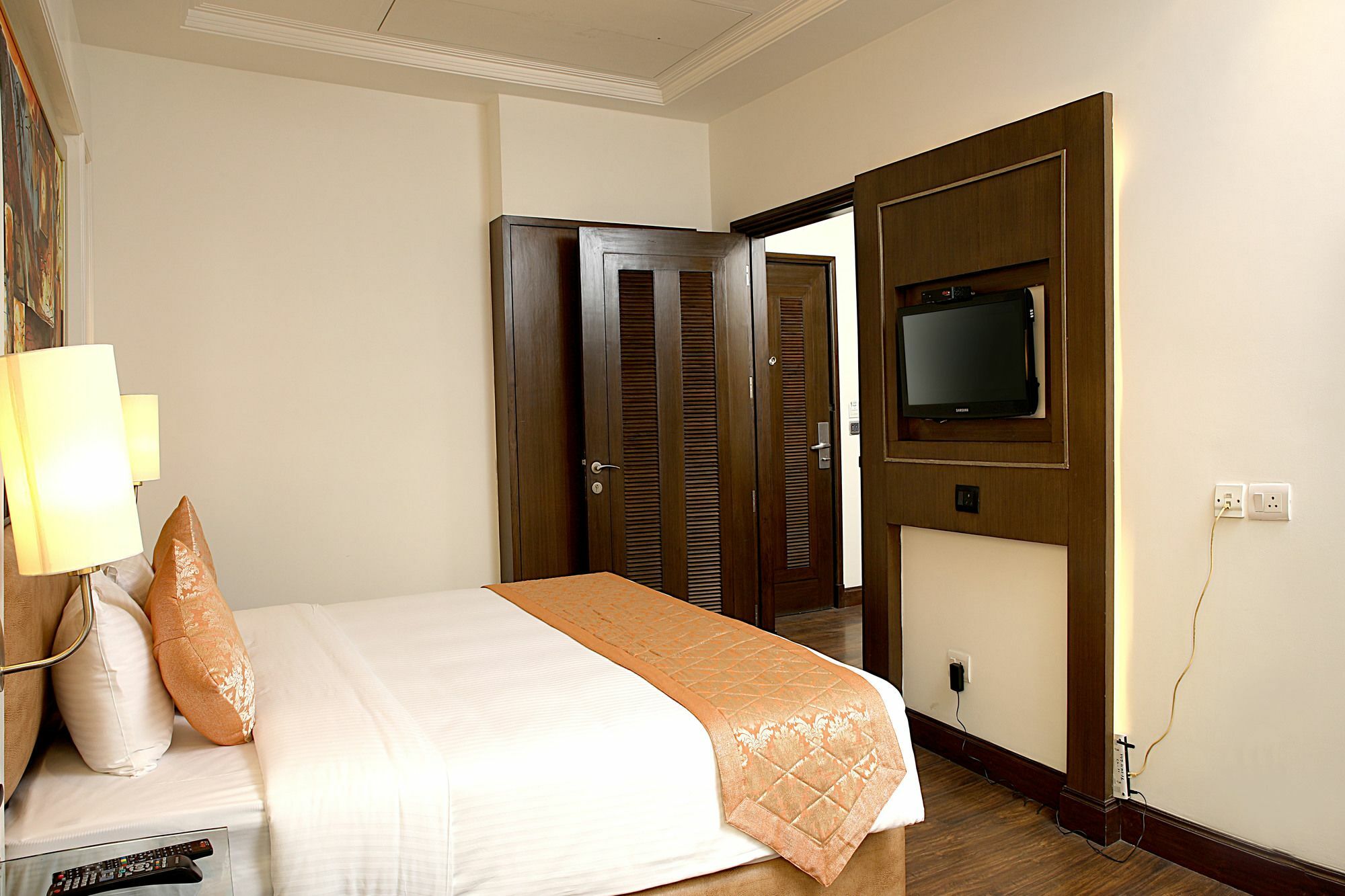 Inde Hotel Signature Tower غورغاون المظهر الخارجي الصورة