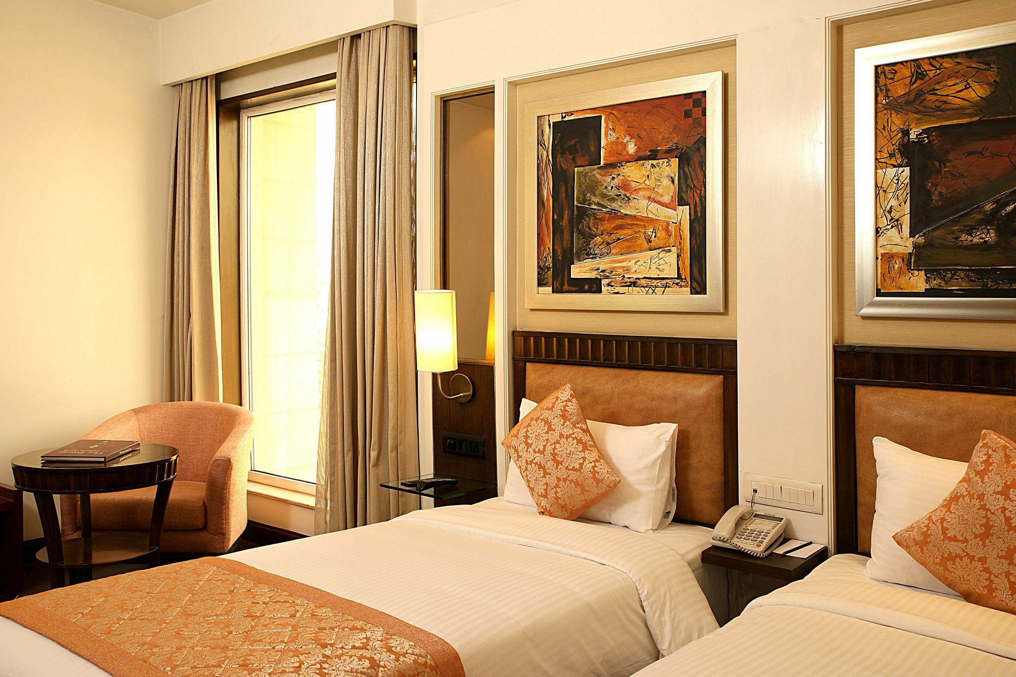 Inde Hotel Signature Tower غورغاون المظهر الخارجي الصورة