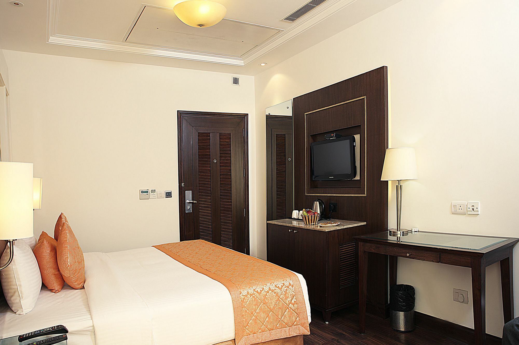 Inde Hotel Signature Tower غورغاون المظهر الخارجي الصورة